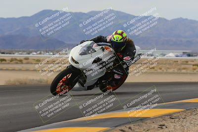 media/Dec-17-2022-SoCal Trackdays (Sat) [[224abd9271]]/Turn 9 Inside (1pm)/